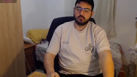 Snapshot of gsendra chatting on 5, 3, 2025 gsendra online show from 5, 3, 2025