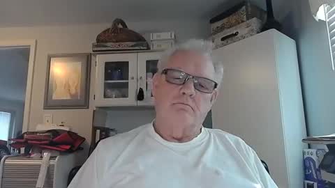 Horny Daddy online show from 9, 2, 2026