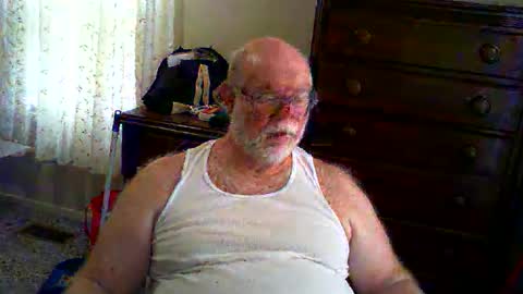 Snapshot of gtnolder60 chatting on 10, 6, 2026 Gary online show from 10, 6, 2026