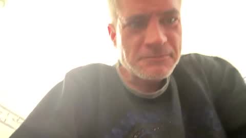 guardiannif_ online show from 2, 3, 2025