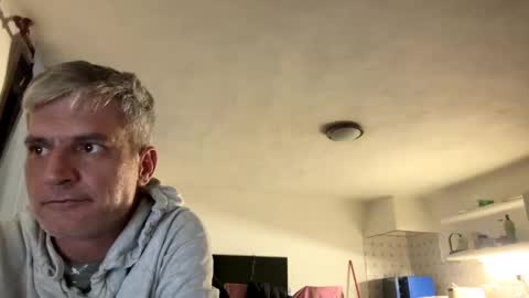 guardiannif_ online show from 10, 3, 2025