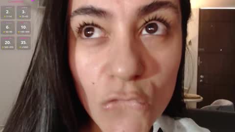 Snapshot of guccipussy1 chatting on 20, 10, 2025 Elena online show from 20, 10, 2025