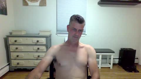 Snapshot of gudguy2025 chatting on 30, 6, 2026 gudguy2025 online show from 30, 6, 2026