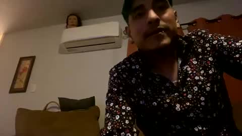 Snapshot of guerra938644 chatting on 22, 2, 2025 BulgeAddiction online show from 22, 2, 2025