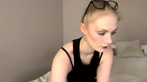 Vanessa online show from 11, 4, 2026