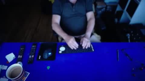 guesswhatigot2 online show from 2, 2, 2026