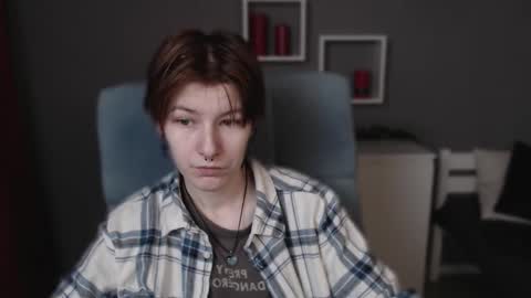 Snapshot of guitarandangell chatting on 28, 11, 2025 guitarandangell online show from 28, 11, 2025