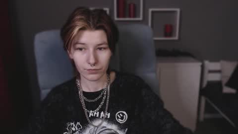 guitarandangell online show from 13, 1, 2026