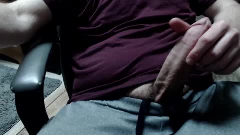 Snapshot of guitarguru420 chatting on 5, 3, 2025 newbies online show from 5, 3, 2025