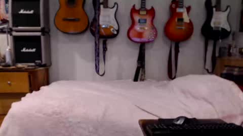 Snapshot of guitarsexgod chatting on 8, 1, 2025 Mario online show from 8, 1, 2025