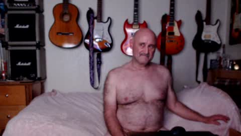 Snapshot of guitarsexgod chatting on 19, 1, 2025 Mario online show from 19, 1, 2025