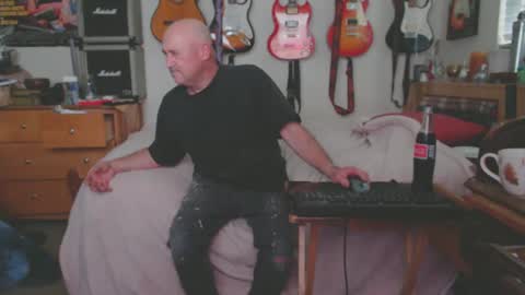 Snapshot of guitarsexgod chatting on 5, 3, 2025 Mario online show from 5, 3, 2025