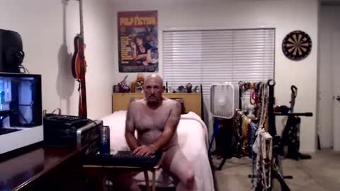 Snapshot of guitarsexgod chatting on 24, 9, 2025 Mario online show from 24, 9, 2025