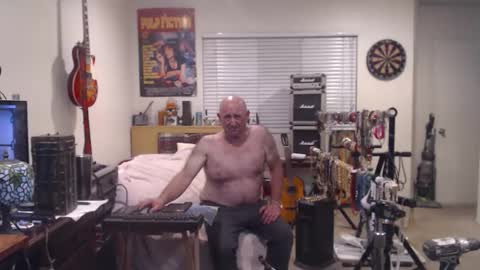 Snapshot of guitarsexgod chatting on 24, 11, 2025 Mario online show from 24, 11, 2025