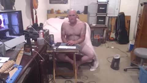 Snapshot of guitarsexgod chatting on 9, 1, 2026 Mario online show from 9, 1, 2026