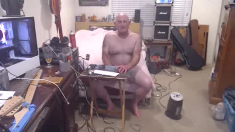 Snapshot of guitarsexgod chatting on 14, 1, 2026 Mario online show from 14, 1, 2026