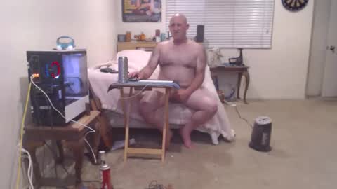 Snapshot of guitarsexgod chatting on 1, 2, 2026 Mario online show from 1, 2, 2026