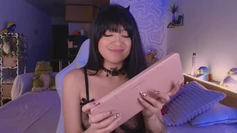 Snapshot of gummysaurus chatting on 15, 5, 2026 S online show from 15, 5, 2026