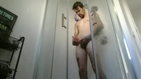 Snapshot of gusmuss chatting on 27, 6, 2026 Jamie online show from 27, 6, 2026