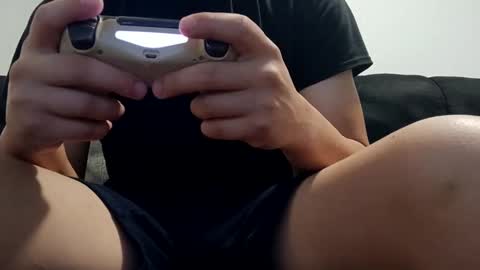 guts_san online show from 5, 10, 2025