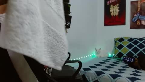 Snapshot of guts_x chatting on 27, 2, 2025 Guts online show from 27, 2, 2025