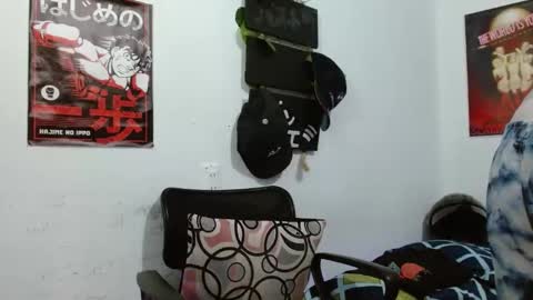 Snapshot of guts_x chatting on 4, 3, 2025 Guts online show from 4, 3, 2025