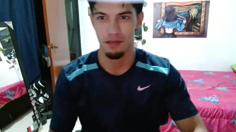 Snapshot of guts_x chatting on 10, 9, 2025 Guts online show from 10, 9, 2025