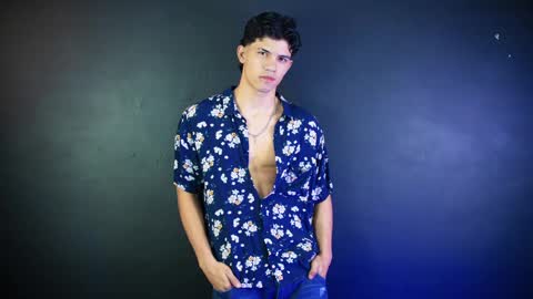 Snapshot of guts_x chatting on 7, 10, 2025 Guts online show from 7, 10, 2025