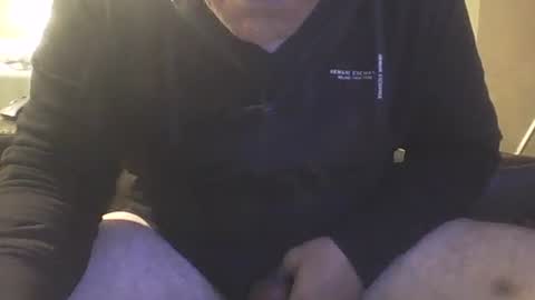 guy8inches4u online show from 10, 10, 2025