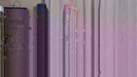 Snapshot of guynyli chatting on 6, 10, 2025 new york bottom online show from 6, 10, 2025