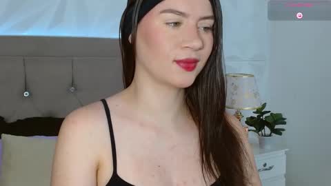 Gwen Drew online show from 14, 10, 2025