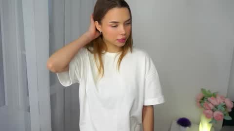 Kira  online show from 18, 12, 2025