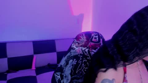 gwenhazel online show from 19, 9, 2025