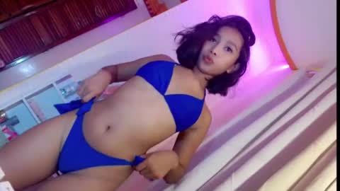 Snapshot of gwyneth_licious chatting on 17, 6, 2026 gwyneth_licious online show from 17, 6, 2026