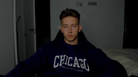 Snapshot of gym_alpha chatting on 3, 3, 2026 Oliver online show from 3, 3, 2026