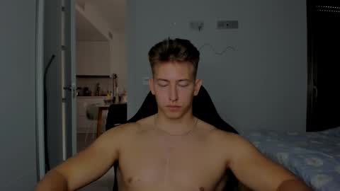 Snapshot of gym_alpha chatting on 4, 3, 2026 Oliver online show from 4, 3, 2026