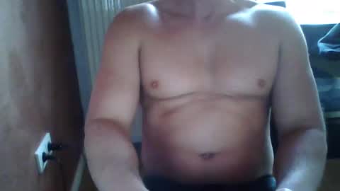 Snapshot of gymxxx_ chatting on 2, 2, 2025 gymxxx_ online show from 2, 2, 2025