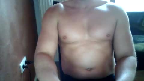 Snapshot of gymxxx_ chatting on 16, 2, 2025 gymxxx_ online show from 16, 2, 2025