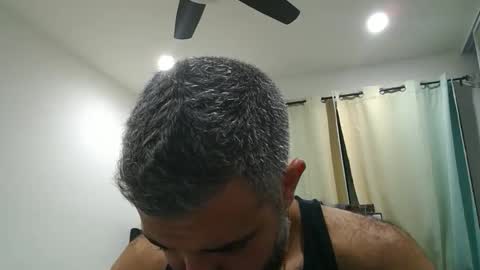 Snapshot of h0nest84 chatting on 29, 10, 2025 h0nest84 online show from 29, 10, 2025