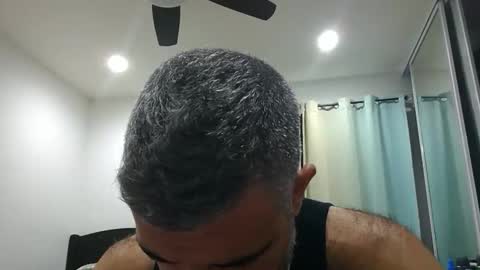 Snapshot of h0nest84 chatting on 16, 11, 2025 h0nest84 online show from 16, 11, 2025