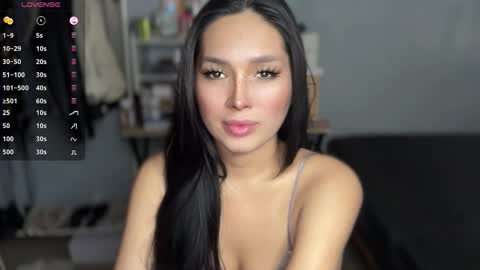 Snapshot of h34rtsforcami chatting on 27, 11, 2025 Camila online show from 27, 11, 2025