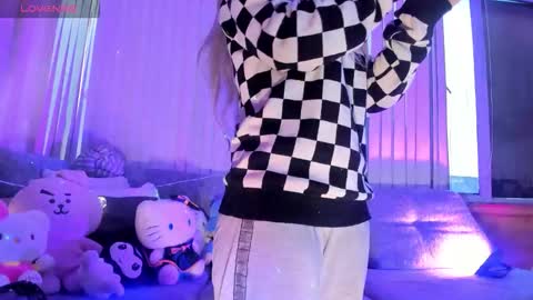 Snapshot of h3llokitty_ chatting on 26, 3, 2026 Hello Kitty online show from 26, 3, 2026