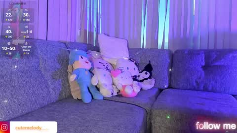 Snapshot of h3llokitty_ chatting on 10, 4, 2026 Hello Kitty online show from 10, 4, 2026