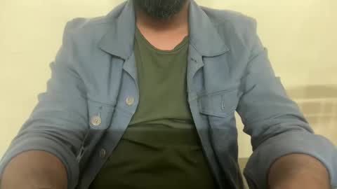 Snapshot of hackervivek chatting on 16, 2, 2026 Indian jhonnysins online show from 16, 2, 2026