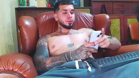 Snapshot of hades_carter chatting on 3, 6, 2026 Hades online show from 3, 6, 2026