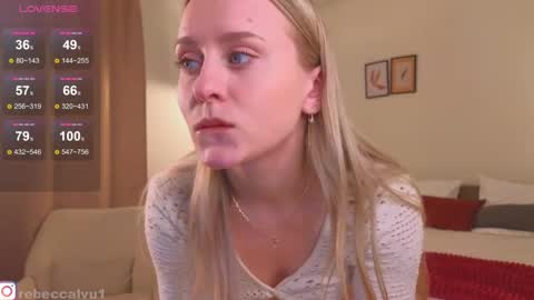 Snapshot of hadleynichols chatting on 1, 3, 2025 Hi Im Rebecca Glad to see you in my room  PVT is open online show from 1, 3, 2025