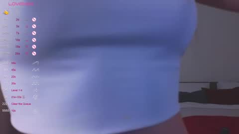 Snapshot of hadleynichols chatting on 9, 3, 2025 Hi Im Rebecca Glad to see you in my room  PVT is open online show from 9, 3, 2025