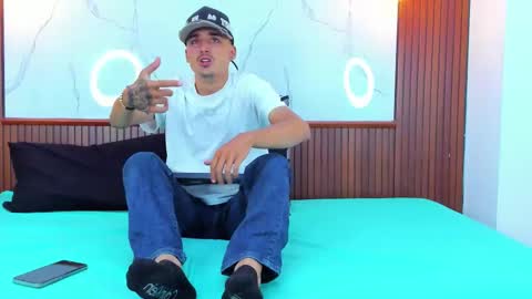 Hadrian Torres online show from 19, 3, 2026