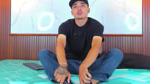 Hadrian Torres online show from 20, 3, 2026