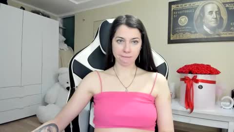 Snapshot of hailey_beauty chatting on 5, 2, 2025 Sk pe Anya388109 online show from 5, 2, 2025